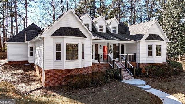 718 Robert Way, Powder Springs, GA 30127