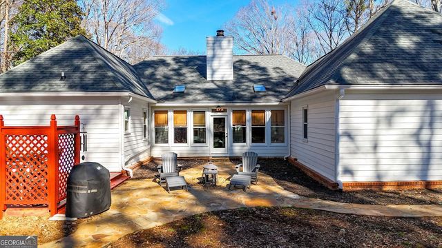 718 Robert Way, Powder Springs, GA 30127