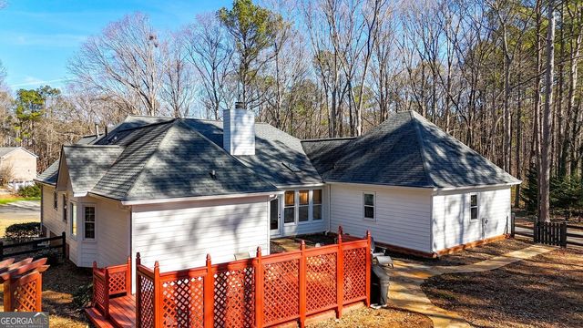 718 Robert Way, Powder Springs, GA 30127