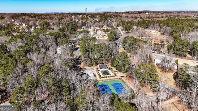 718 Robert Way, Powder Springs, GA 30127