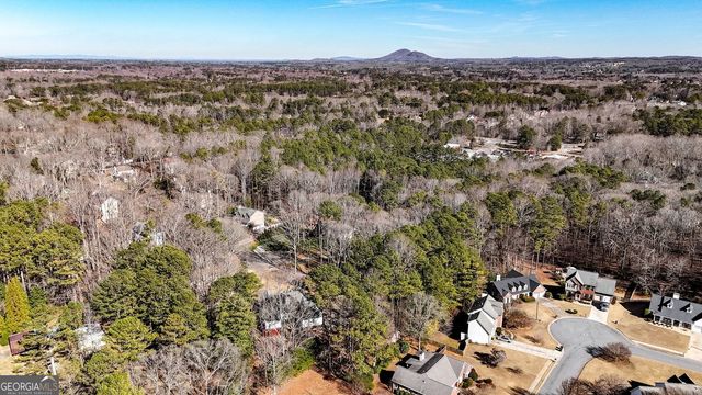 718 Robert Way, Powder Springs, GA 30127