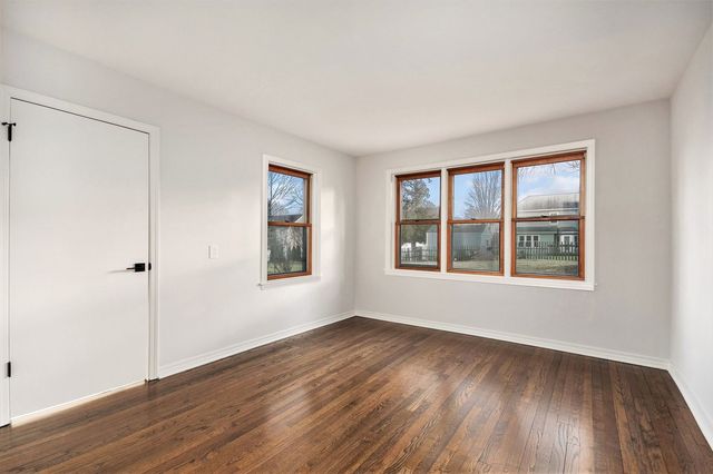 790 Hillview Avenue, West Chicago, IL 60185