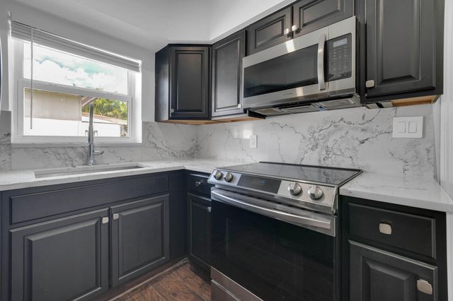 2517 Rodman Street, Hollywood, FL 33020
