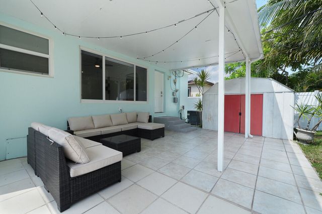 2517 Rodman Street, Hollywood, FL 33020