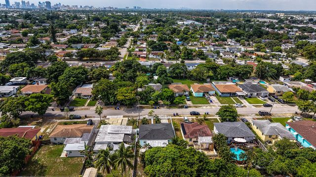 2517 Rodman Street, Hollywood, FL 33020