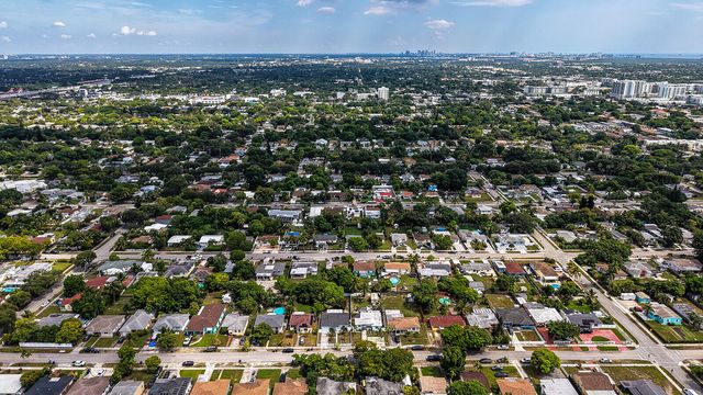 2517 Rodman Street, Hollywood, FL 33020