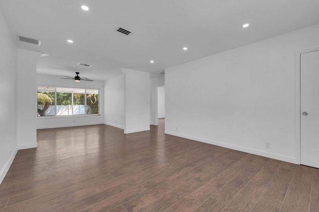 2517 Rodman Street, Hollywood, FL 33020