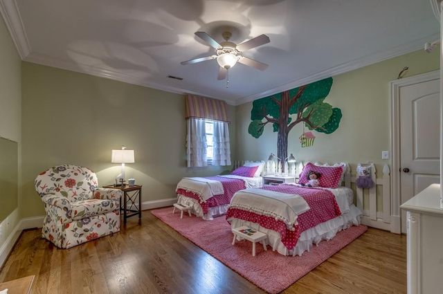 1330 Burton Valley Rd, Nashville, TN 37215