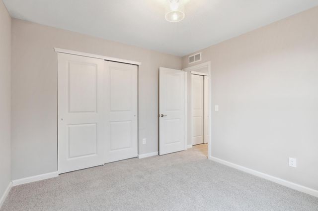 21944 Rouillard Boulevard, Rogers, MN 55374