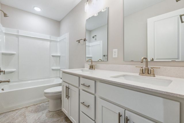 21944 Rouillard Boulevard, Rogers, MN 55374