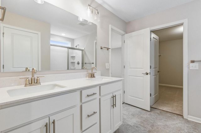 21944 Rouillard Boulevard, Rogers, MN 55374