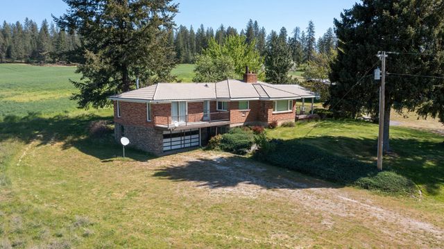 4881 A Carr Rd, Clayton, WA 99110