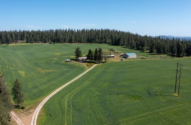4881 A Carr Rd, Clayton, WA 99110