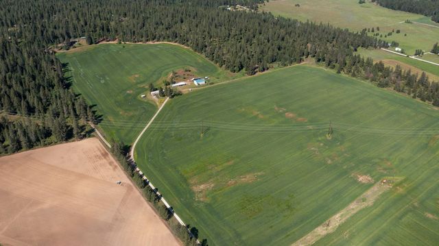 4881 A Carr Rd, Clayton, WA 99110