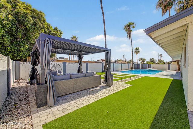 2019 E FOUNTAIN Street, Mesa, AZ 85213