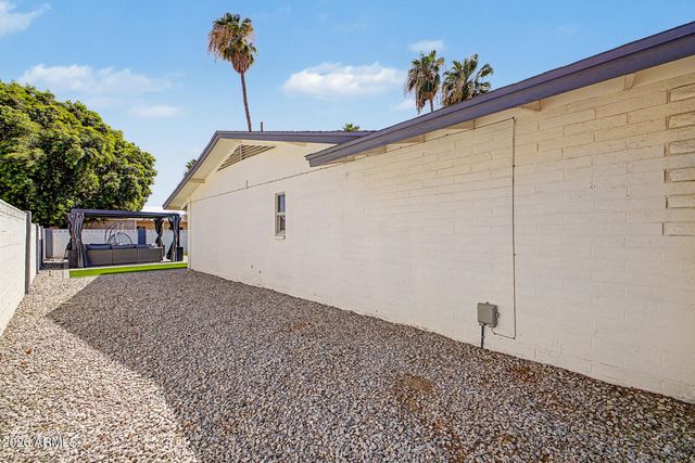 2019 E FOUNTAIN Street, Mesa, AZ 85213