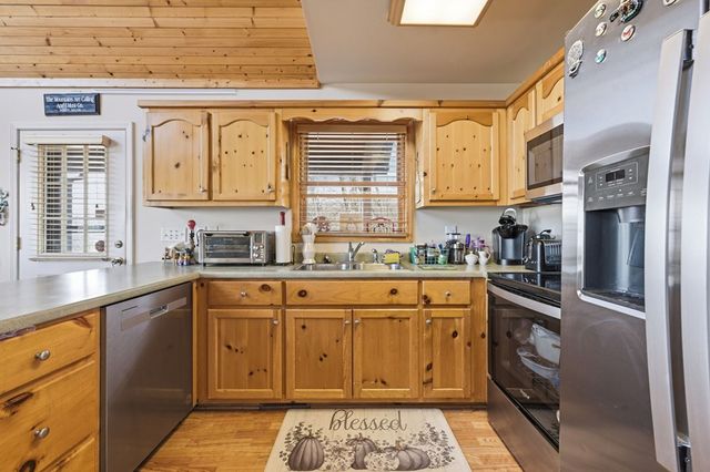 729 Canterbury Road, Murphy, NC 28906