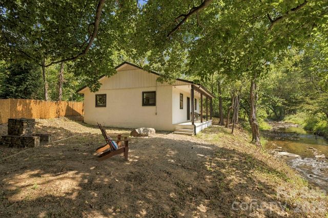 423 Reems Creek Road, Weaverville, NC 28787