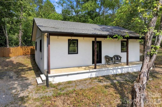 423 Reems Creek Road, Weaverville, NC 28787