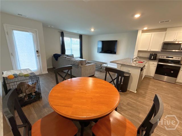 206 Coneflower Road, Bloomingdale, GA 31302