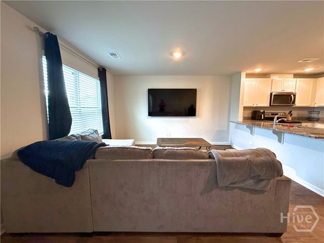 206 Coneflower Road, Bloomingdale, GA 31302