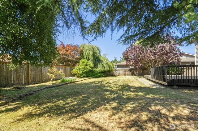 818 91st Place SE, Everett, WA 98208