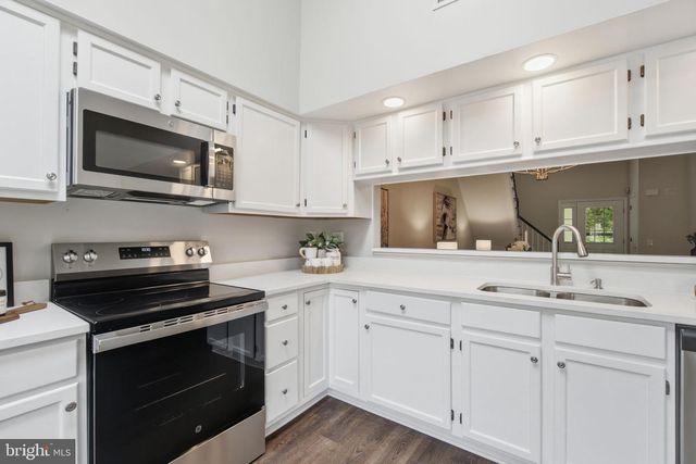 905 MCLENDON DR, Frederick, MD 21702