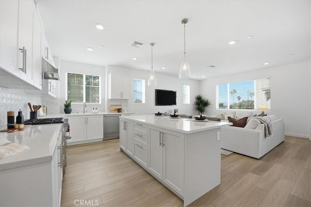 2392 Haley Point Drive 104, Ventura, CA 93003