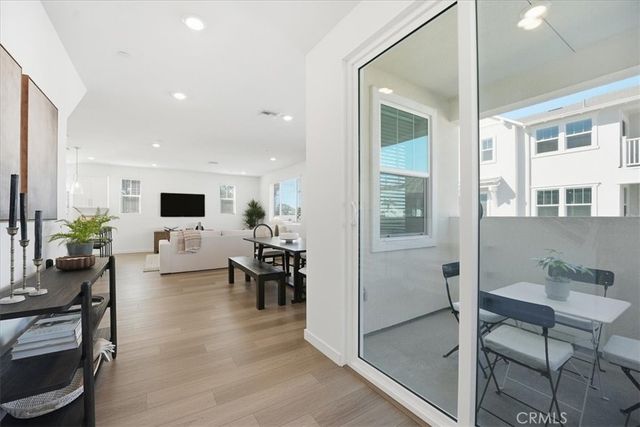 2392 Haley Point Drive 104, Ventura, CA 93003