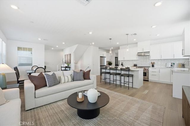 2392 Haley Point Drive 104, Ventura, CA 93003