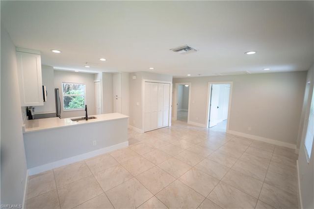 27304 Dortch AVE 304, Bonita Springs, FL 34135