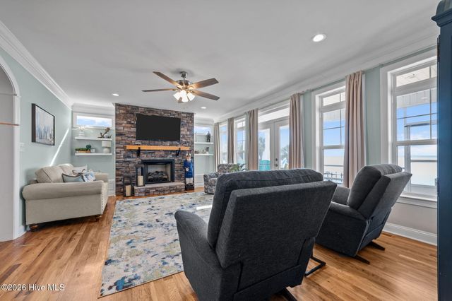 30 E North Shore Lane, Arapahoe, NC 28510