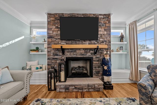 30 E North Shore Lane, Arapahoe, NC 28510