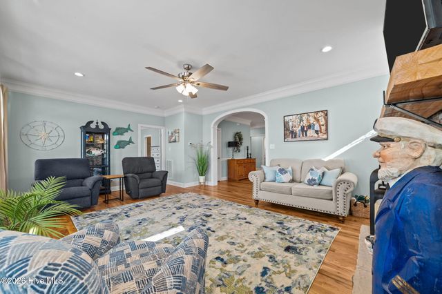 30 E North Shore Lane, Arapahoe, NC 28510