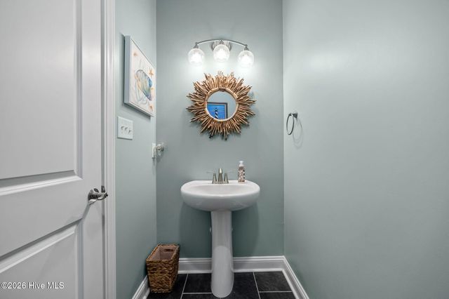 30 E North Shore Lane, Arapahoe, NC 28510