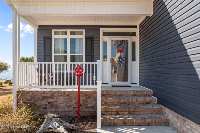 30 E North Shore Lane, Arapahoe, NC 28510