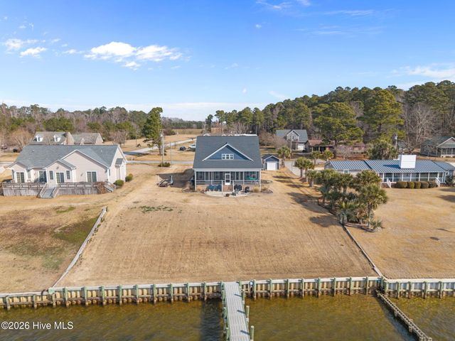 30 E North Shore Lane, Arapahoe, NC 28510