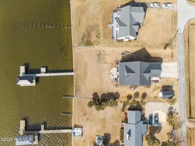 30 E North Shore Lane, Arapahoe, NC 28510