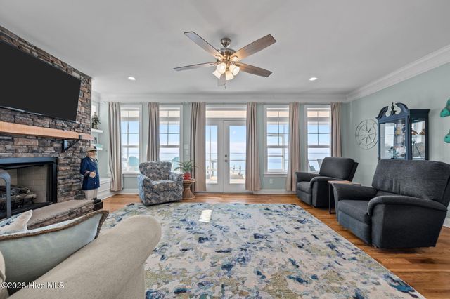 30 E North Shore Lane, Arapahoe, NC 28510