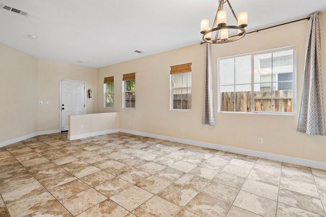 2547 Spencer Ln, Tracy, CA 95377