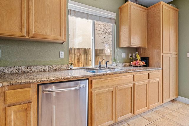 2547 Spencer Ln, Tracy, CA 95377