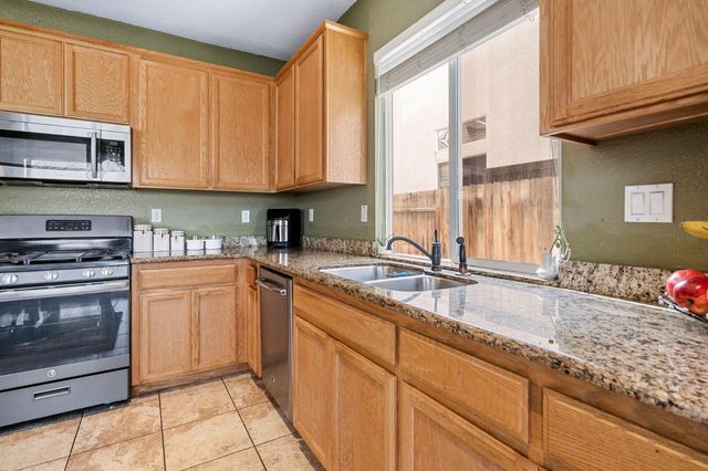 2547 Spencer Ln, Tracy, CA 95377