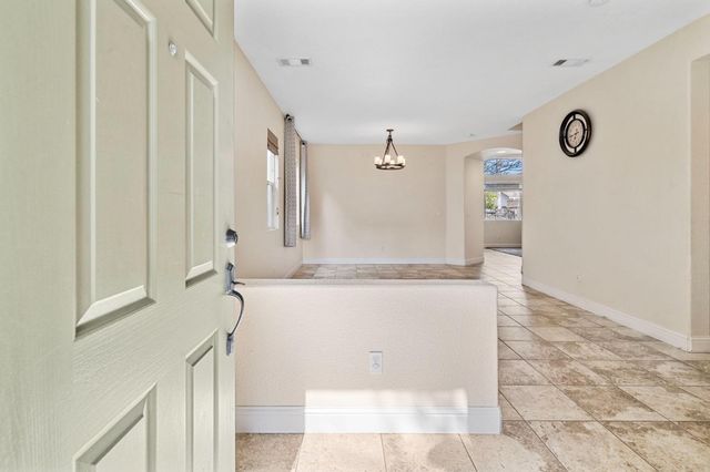 2547 Spencer Ln, Tracy, CA 95377