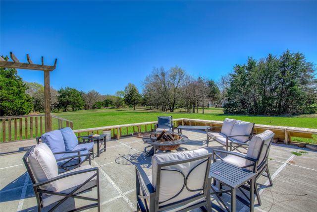 625 Country Oaks, Greenville, TX 75401