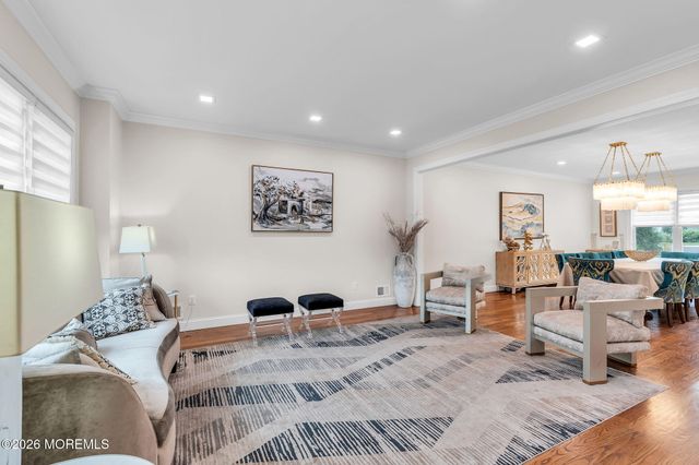 7 Dune Court, Lakewood, NJ 08701