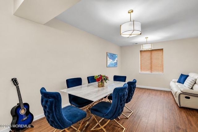 7 Dune Court, Lakewood, NJ 08701