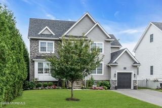 7 Dune Court, Lakewood, NJ 08701