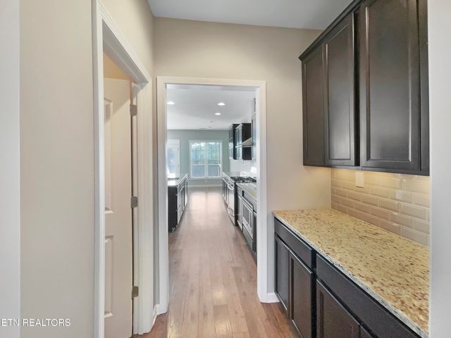 1703 Glen Shady Blvd, Knoxville, TN 37922