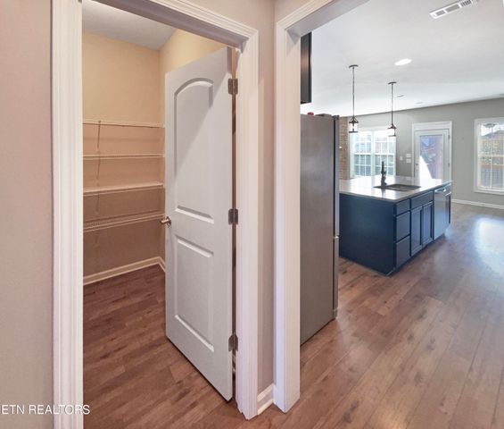 1703 Glen Shady Blvd, Knoxville, TN 37922