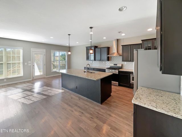 1703 Glen Shady Blvd, Knoxville, TN 37922